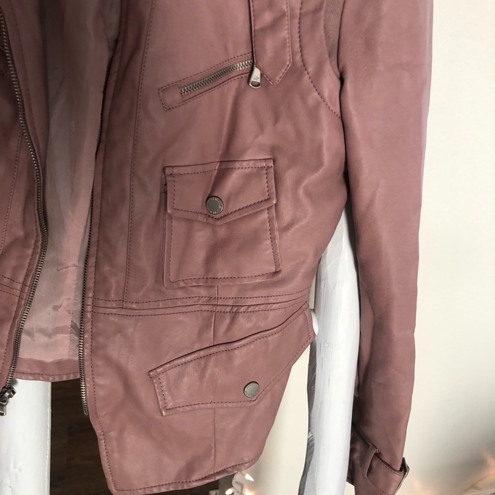 Blush Kenneth Cole faux leather jacket. Size Med - Picture 4 of 6